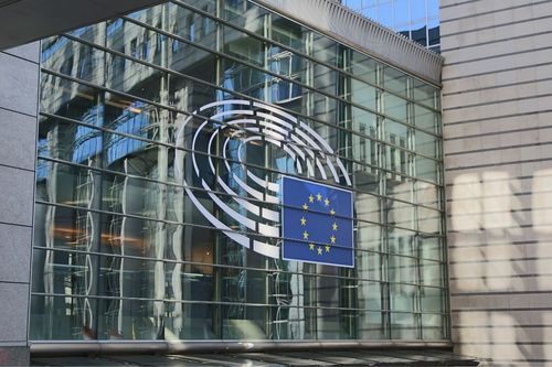 [해외 DS] 유럽연합, AI 법안에 한 걸음 더 다가서다